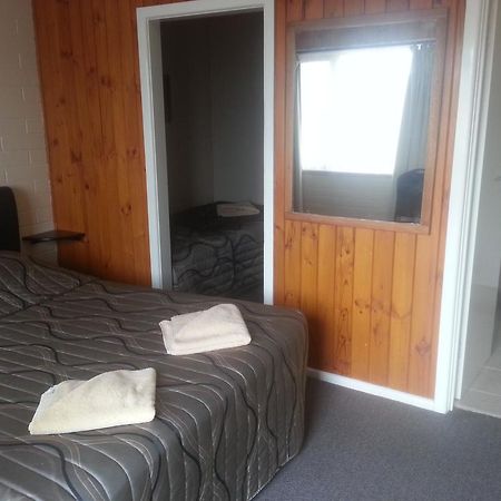 Nhill Oasis Motel Esterno foto
