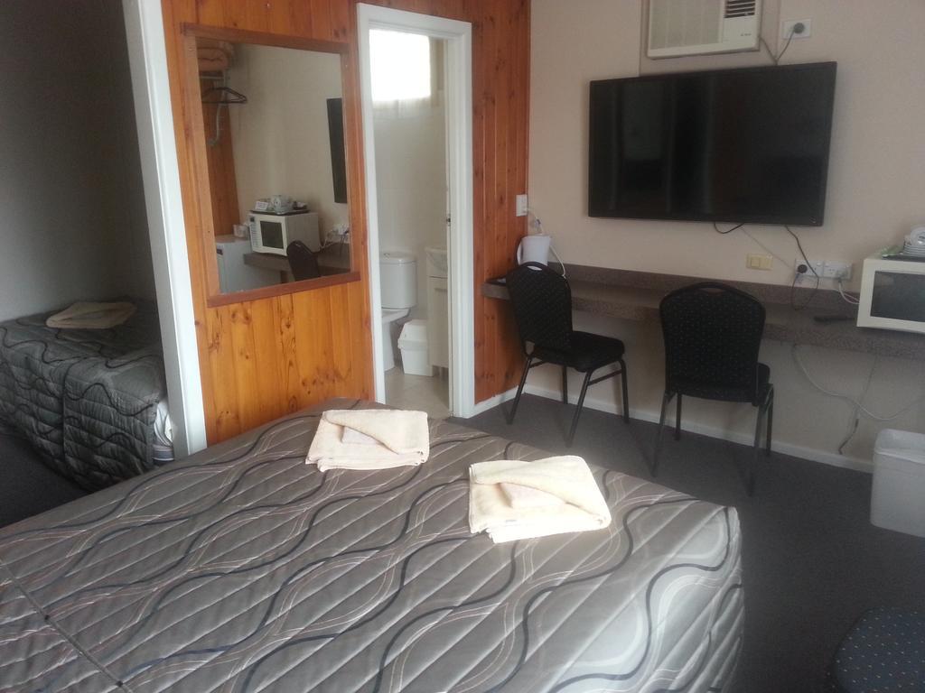 Nhill Oasis Motel Esterno foto